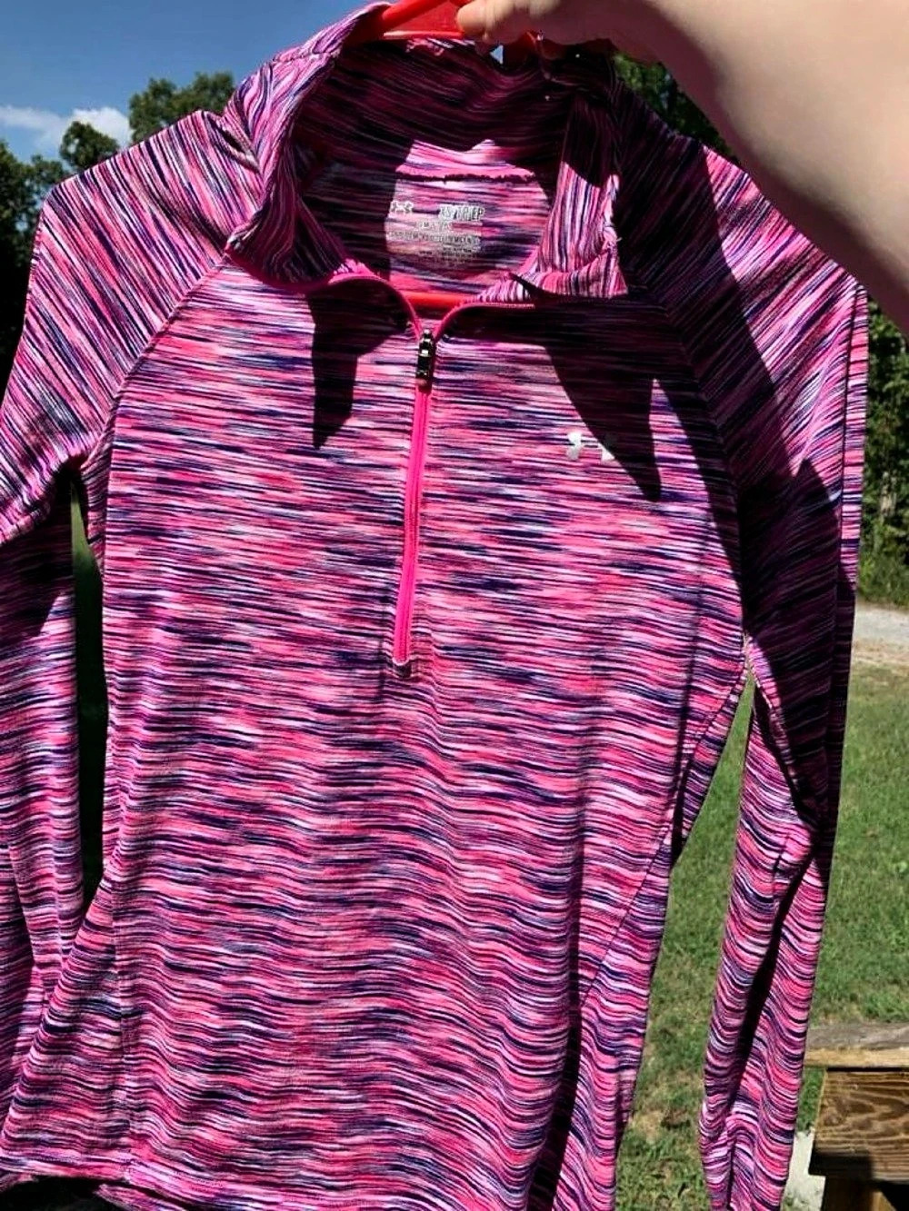 Under Armour Women's Abstract 1/4 Zip Top Pink XS Like New